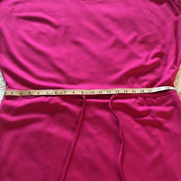 Fucshia Rachel Roy scoop neck short sleeve dress w/tie@waist - Picture 8 of 13
